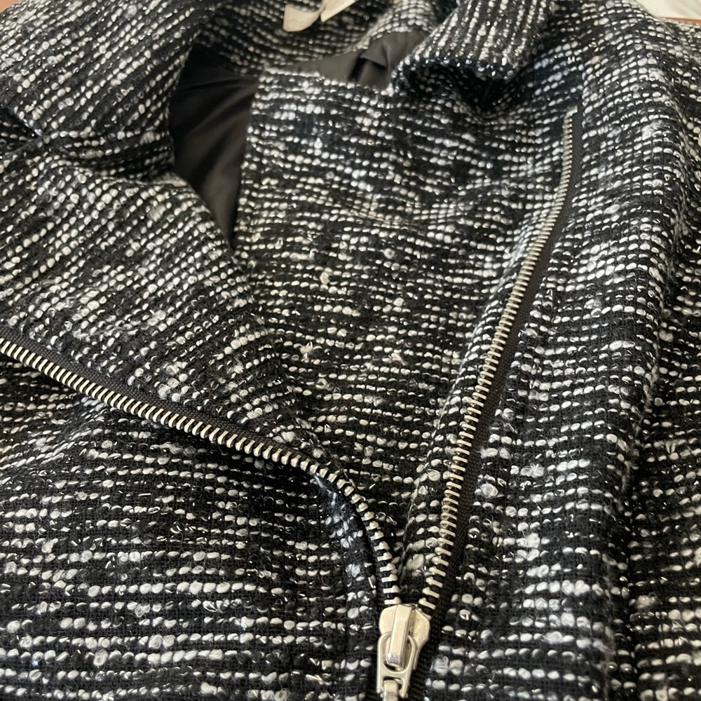Dynamite Blazer size small. - Picture 7 of 10